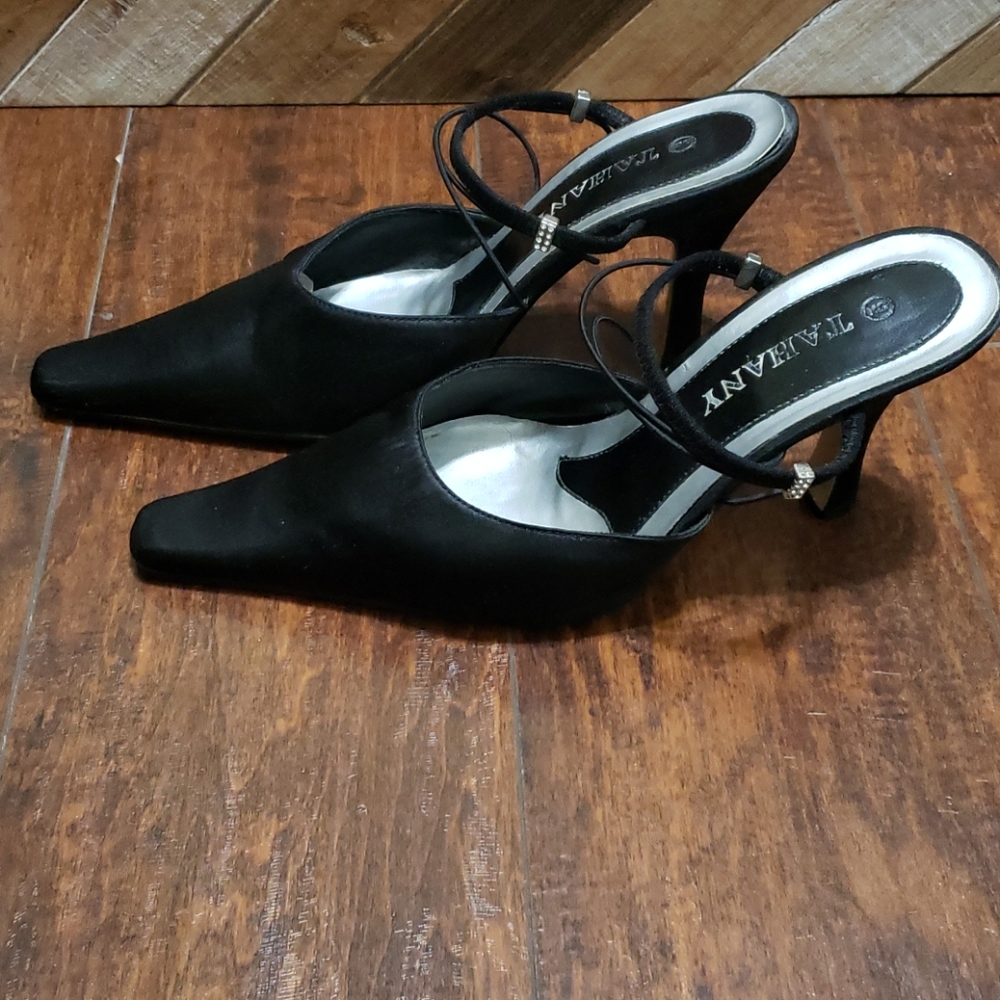 Tahany Black Heels Size 9
